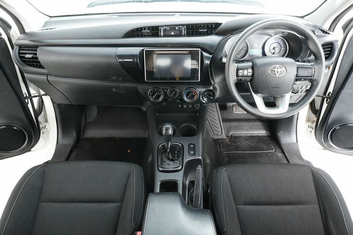 2018 Toyota Hilux SR (4x4) GUN126R MY19 4X4