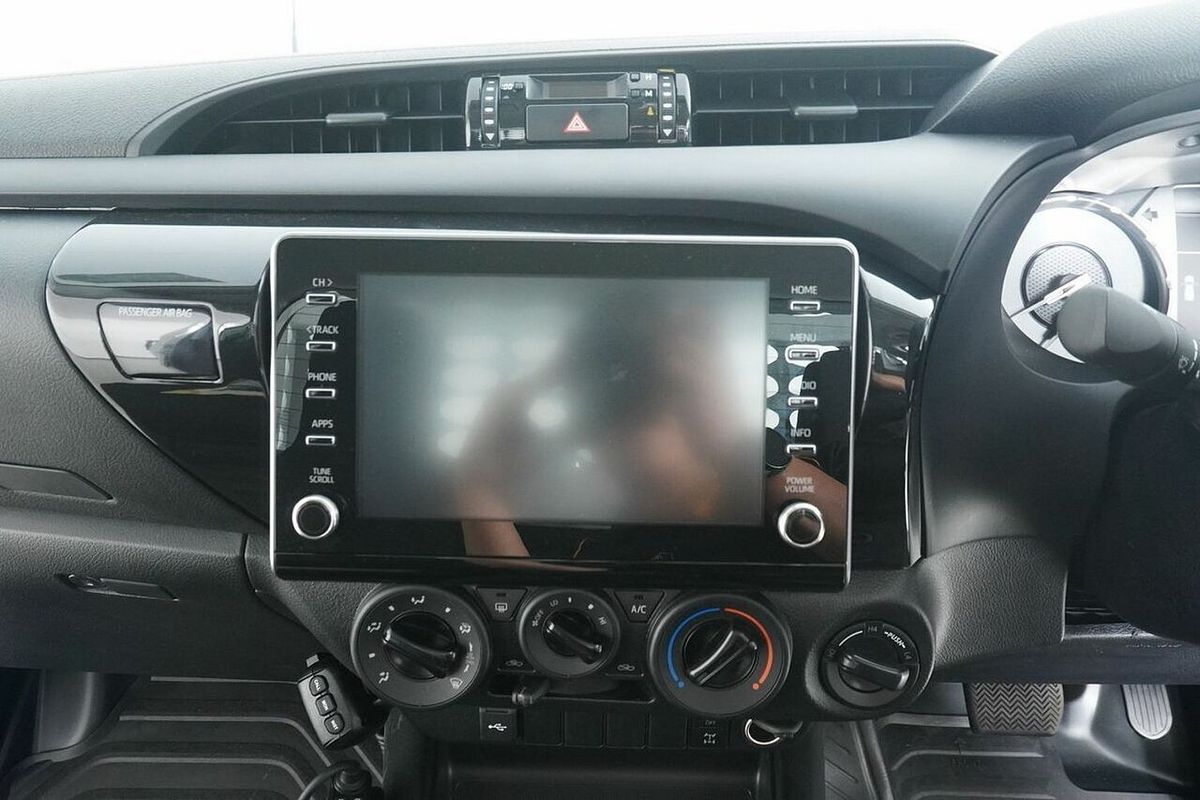 2024 Toyota Hilux SR (4x4) GUN126R 4X4