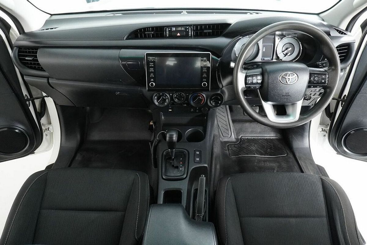2021 Toyota Hilux SR (4x4) GUN126R Facelift 4X4