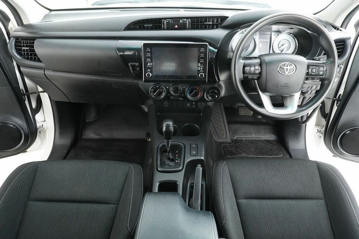 2023 Toyota Hilux SR (4x4) GUN126R 4X4