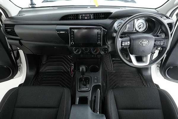 2023 Toyota Hilux SR (4x4) Steel Wheels GUN126R 4X4