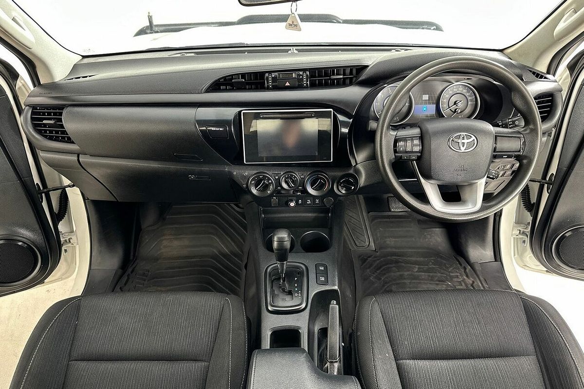 2019 Toyota Hilux SR (4x4) GUN126R MY19 4X4
