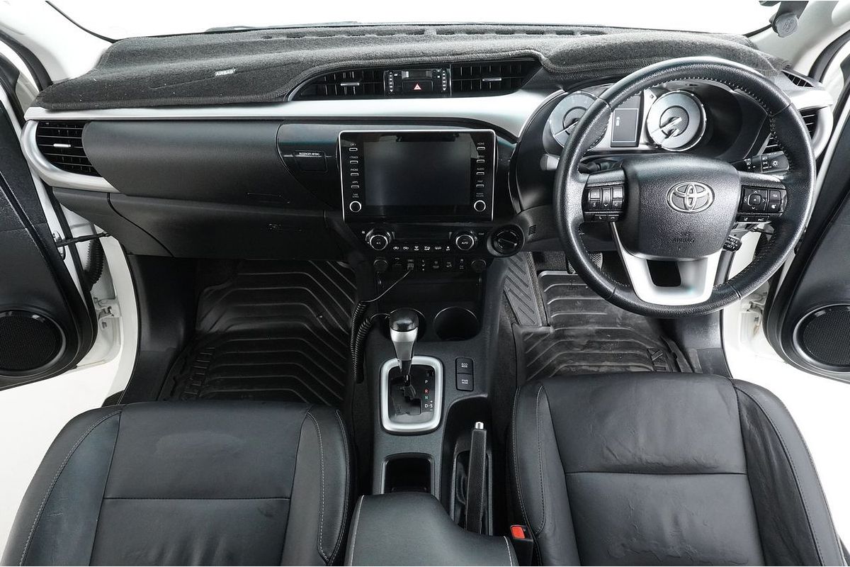 2021 Toyota Hilux SR5 + Premium Interior (4x4) GUN126R 4X4
