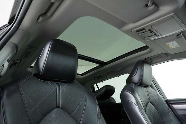 2022 Toyota Kluger Grande Hybrid AWD Axuh78R