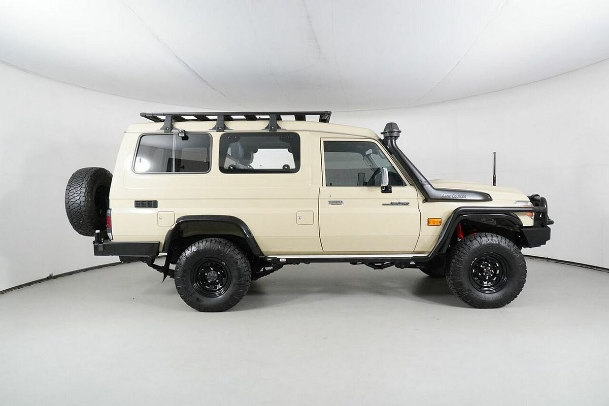 2023 Toyota Landcruiser 70 Series LC78 GXL Vdjl78R