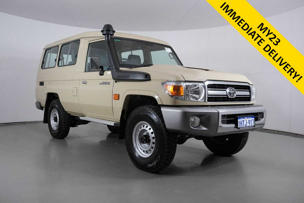 Used 2022 Toyota Landcruiser 70 Series GXL Troop Carrier For Sale in