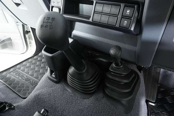 2024 Toyota Landcruiser 70 Series LC78 GXL + Diff Locks Gdjl78R