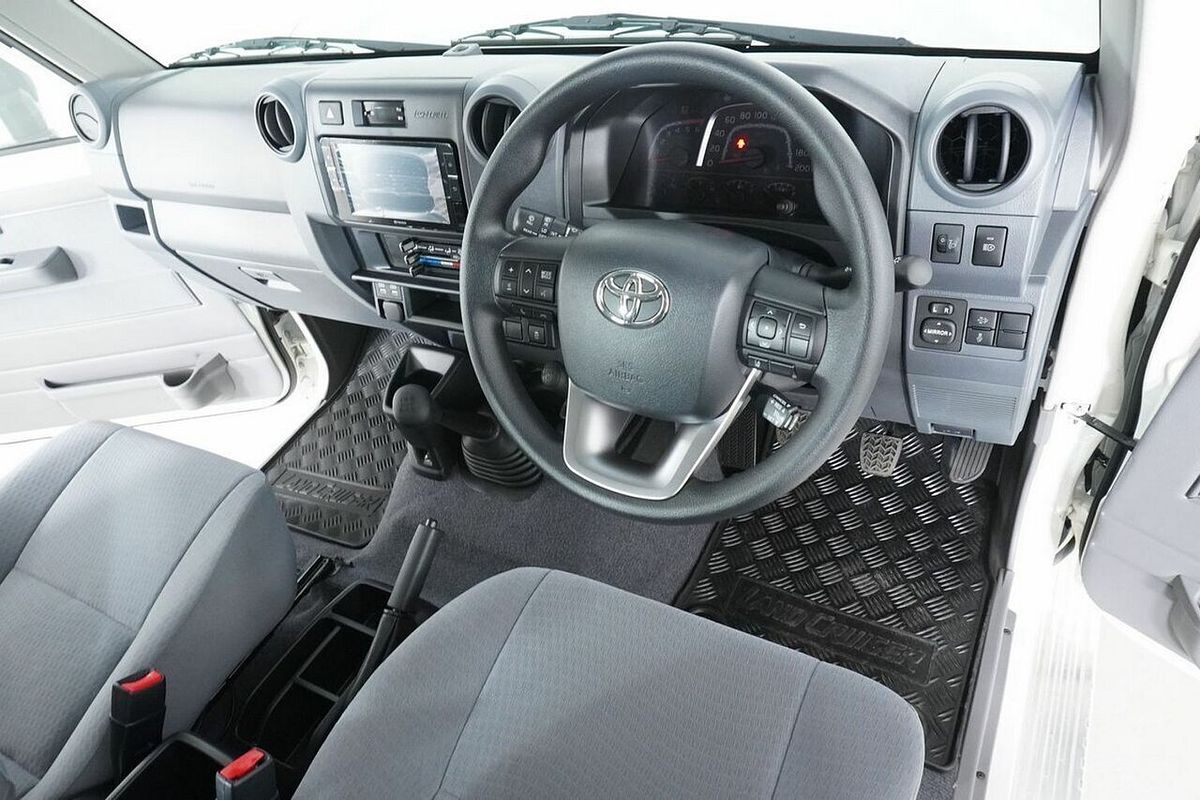 2024 Toyota Landcruiser 70 Series LC78 GXL + Diff Locks Gdjl78R