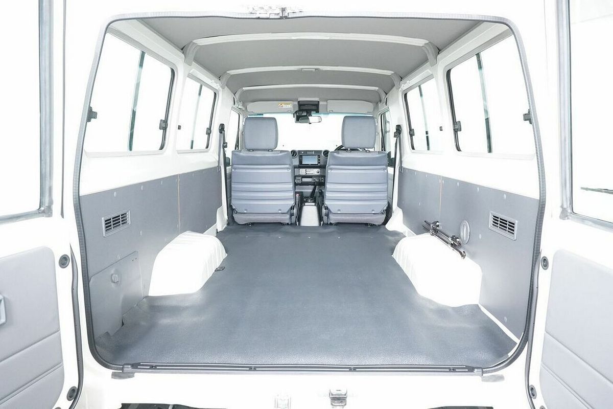 2024 Toyota Landcruiser 70 Series LC78 Workmate (2 Seats) Vdjl78R