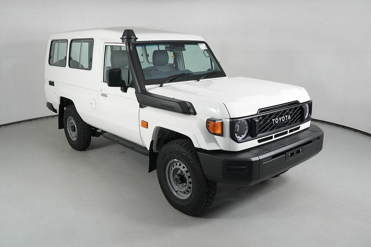 2024 Toyota Landcruiser 70 Series LC78 Workmate (2 Seats) Vdjl78R