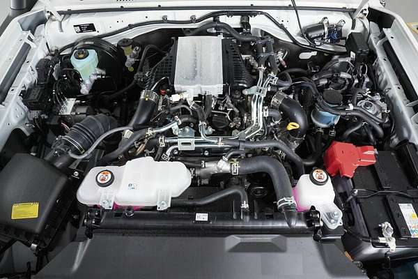 2024 Toyota Landcruiser 70 Series LC78 GXL + Diff Locks Gdjl78R