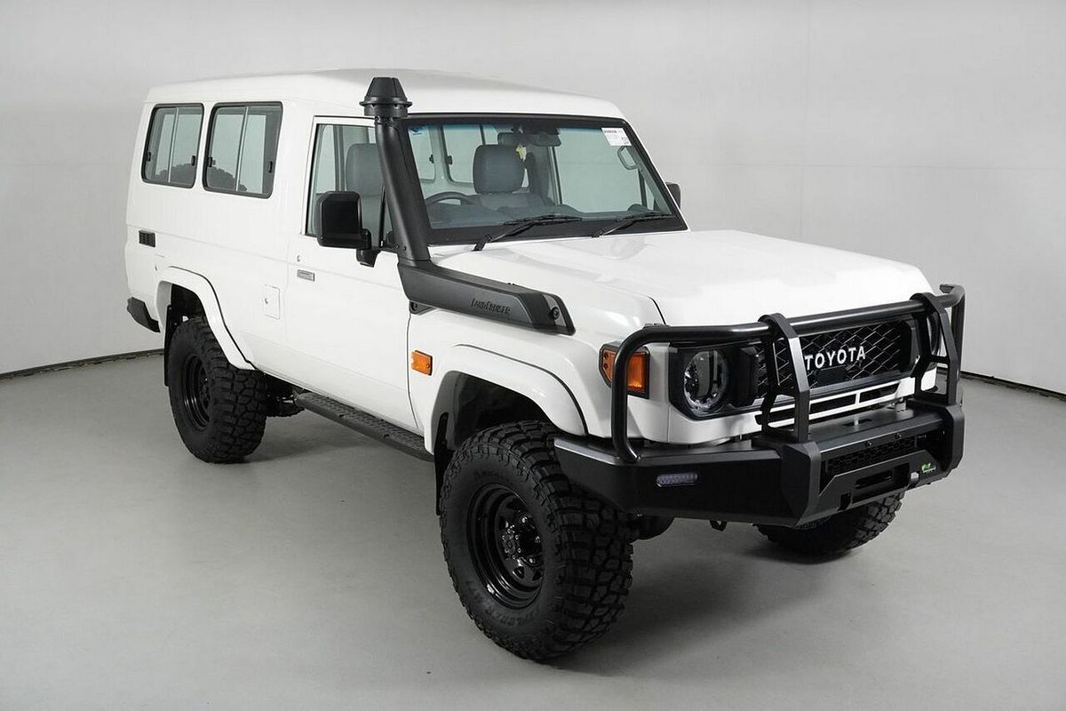 2024 Toyota Landcruiser 70 Series LC78 Workmate (2 Seats) Gdjl78R