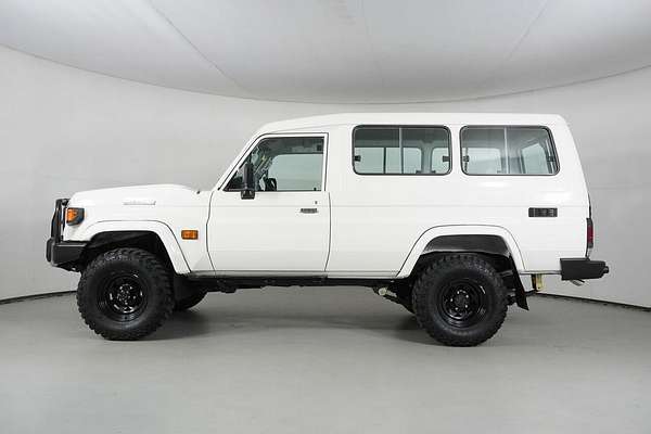 2024 Toyota Landcruiser 70 Series LC78 Workmate (2 Seats) Gdjl78R