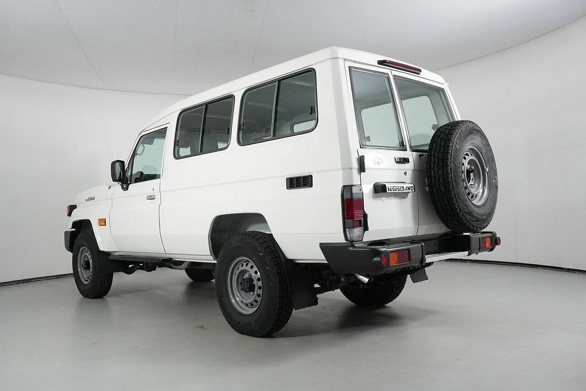 2024 Toyota Landcruiser 70 Series LC78 Workmate (2 Seats) Vdjl78R