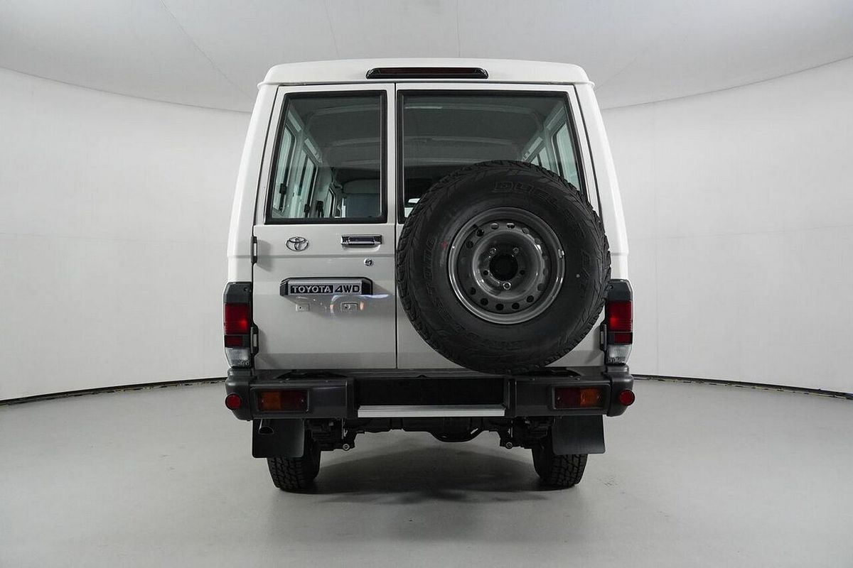 2024 Toyota Landcruiser 70 Series LC78 Workmate (2 Seats) Vdjl78R