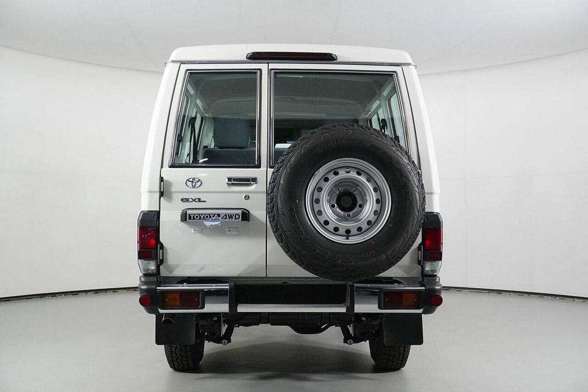2024 Toyota Landcruiser 70 Series LC78 GXL + Diff Locks Gdjl78R