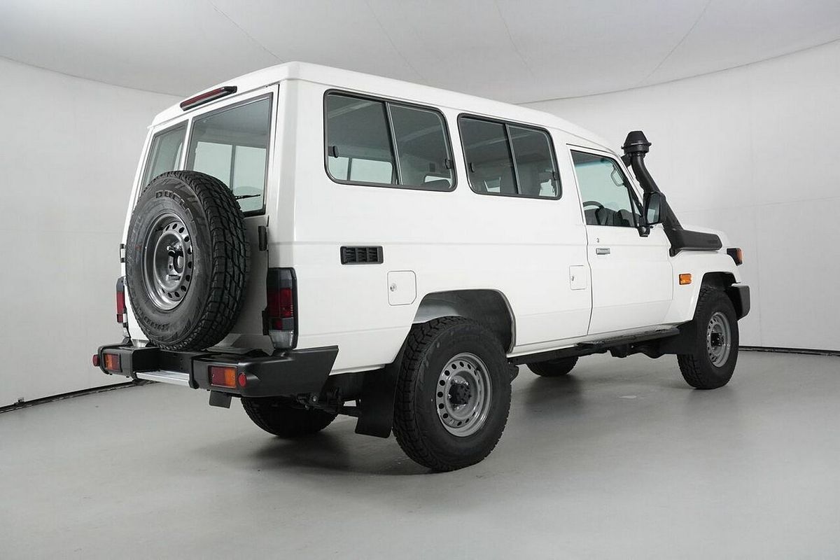 2024 Toyota Landcruiser 70 Series LC78 Workmate (2 Seats) Vdjl78R