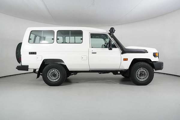 2024 Toyota Landcruiser 70 Series LC78 Workmate (2 Seats) Vdjl78R