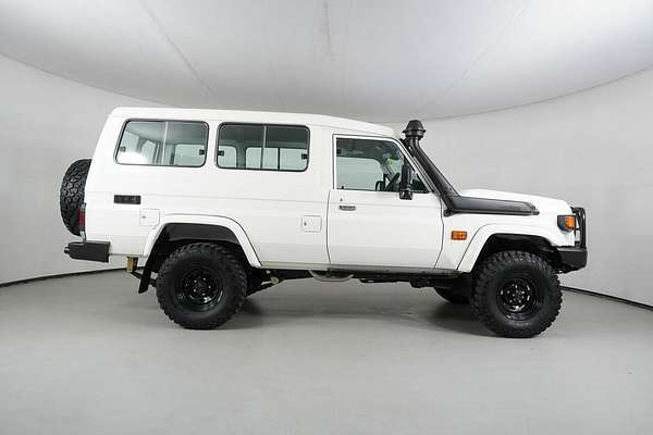 2024 Toyota Landcruiser 70 Series LC78 Workmate (2 Seats) Gdjl78R