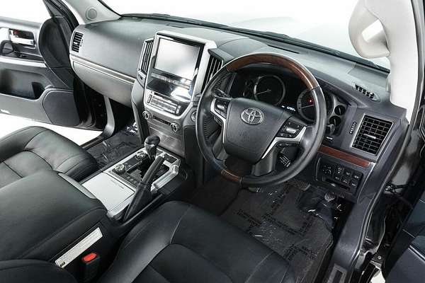 2021 Toyota Landcruiser LC200 Sahara (4x4) VDJ200R