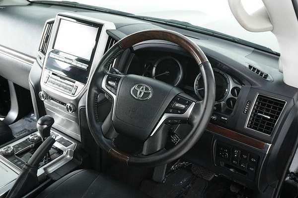2021 Toyota Landcruiser LC200 Sahara (4x4) VDJ200R