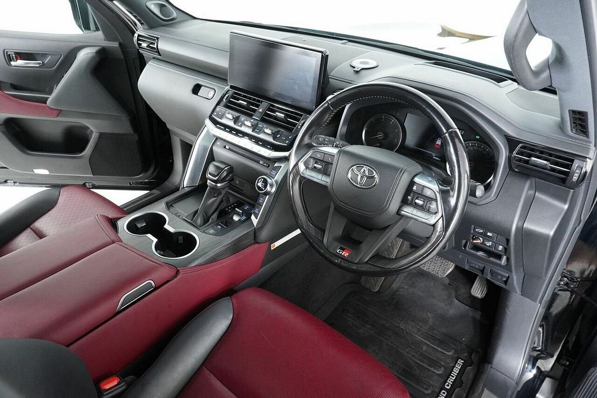 2023 Toyota Landcruiser LC300 GR-S (4x4) FJA300R