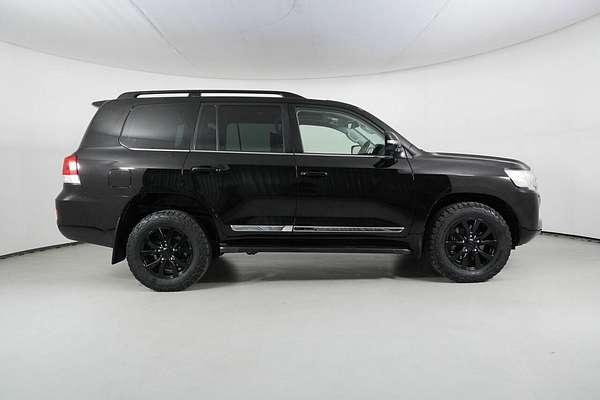 2021 Toyota Landcruiser LC200 Sahara (4x4) VDJ200R