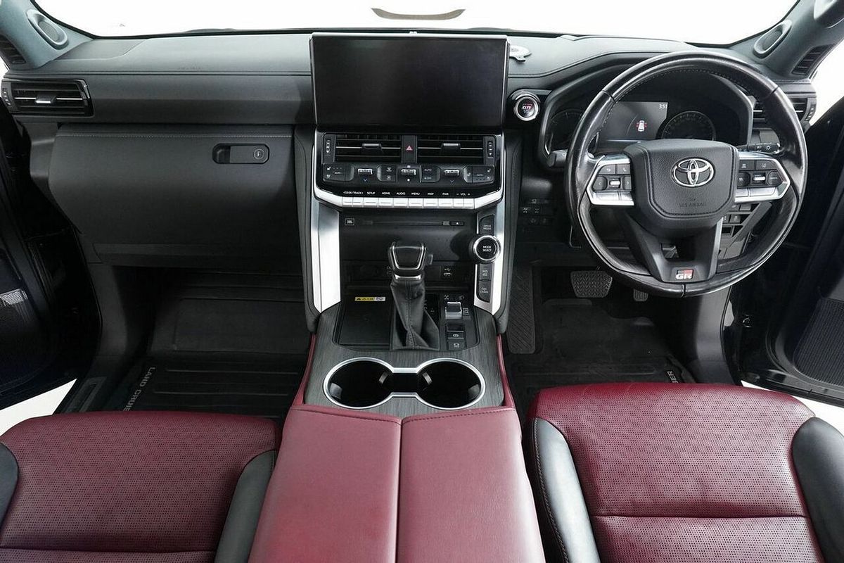 2023 Toyota Landcruiser LC300 GR-S (4x4) FJA300R