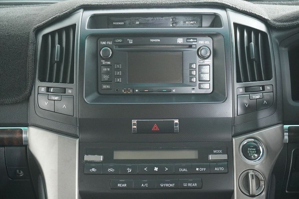 2011 Toyota Landcruiser VX (4x4) UZJ200R 09 Upgrade