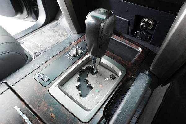 2011 Toyota Landcruiser VX (4x4) UZJ200R 09 Upgrade