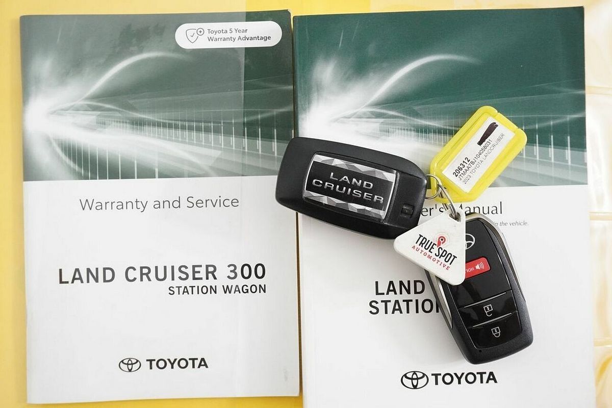 2023 Toyota Landcruiser LC300 VX (4x4) FJA300R