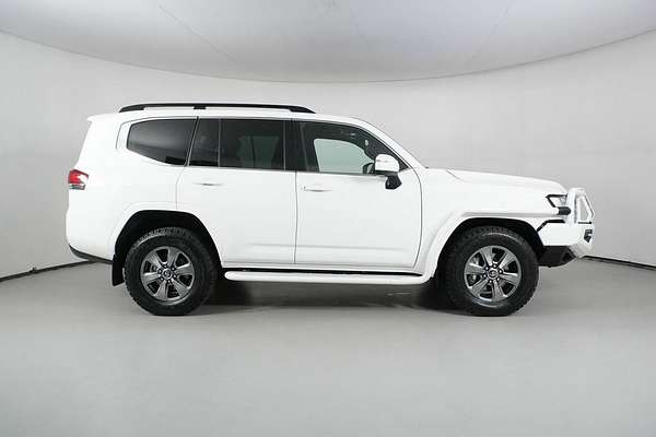 2023 Toyota Landcruiser LC300 VX (4x4) FJA300R