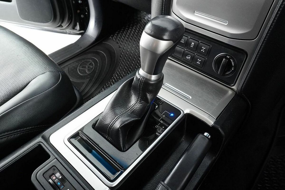 2021 Toyota Landcruiser Prado GXL Premium Interior GDJ150R