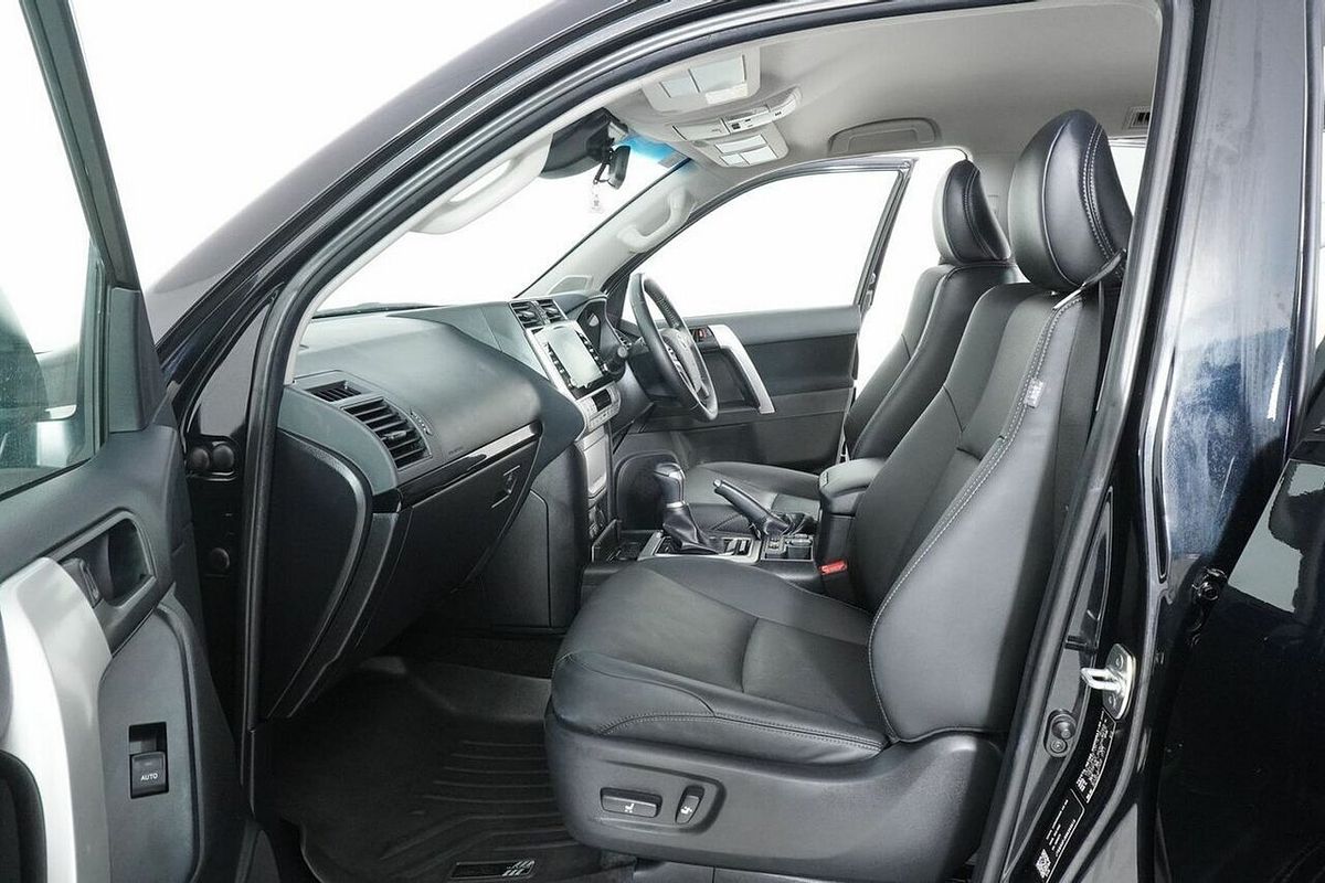 2023 Toyota Landcruiser Prado GXL Premium Interior GDJ150R