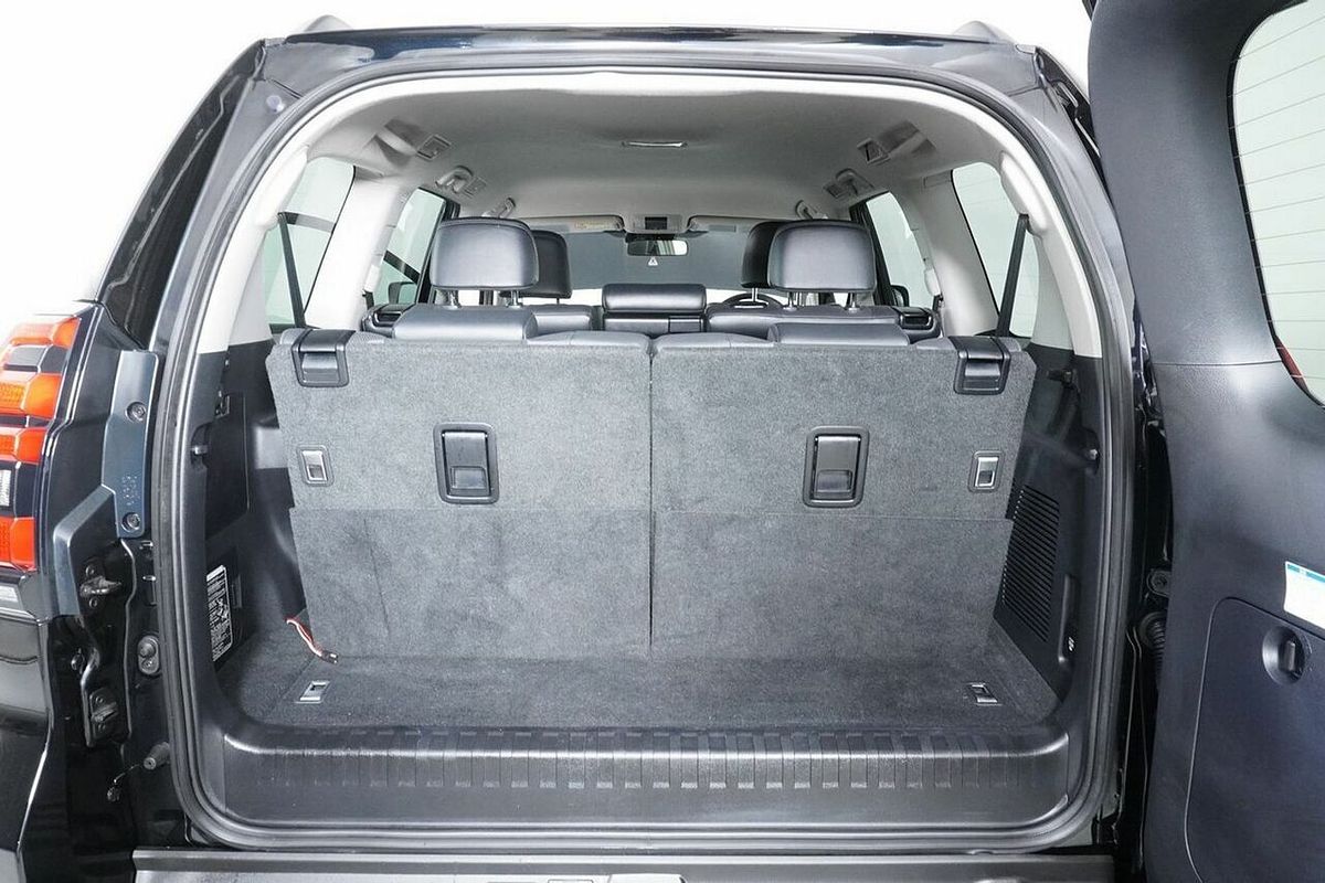 2023 Toyota Landcruiser Prado GXL Premium Interior GDJ150R