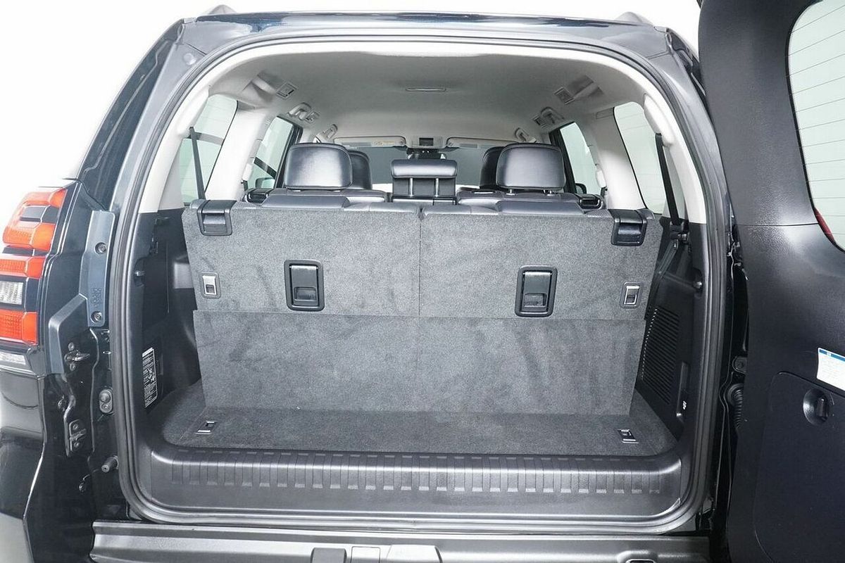 2023 Toyota Landcruiser Prado GXL Premium Interior GDJ150R