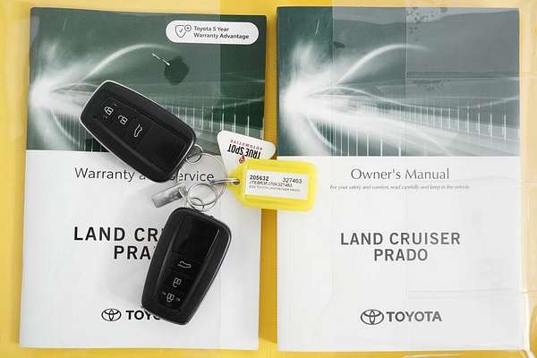 2023 Toyota Landcruiser Prado VX Flat Tailgate GDJ150R