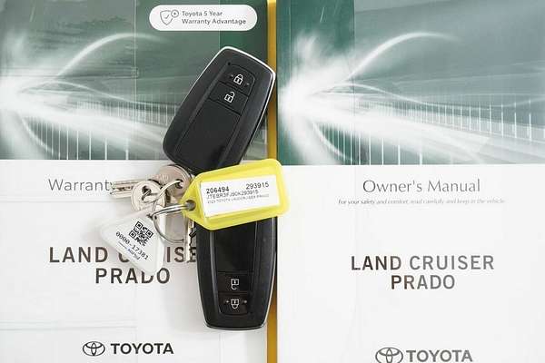 2023 Toyota Landcruiser Prado GXL Premium Interior GDJ150R