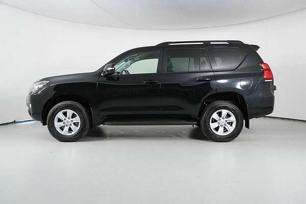 2023 Toyota Landcruiser Prado GXL Premium Interior GDJ150R
