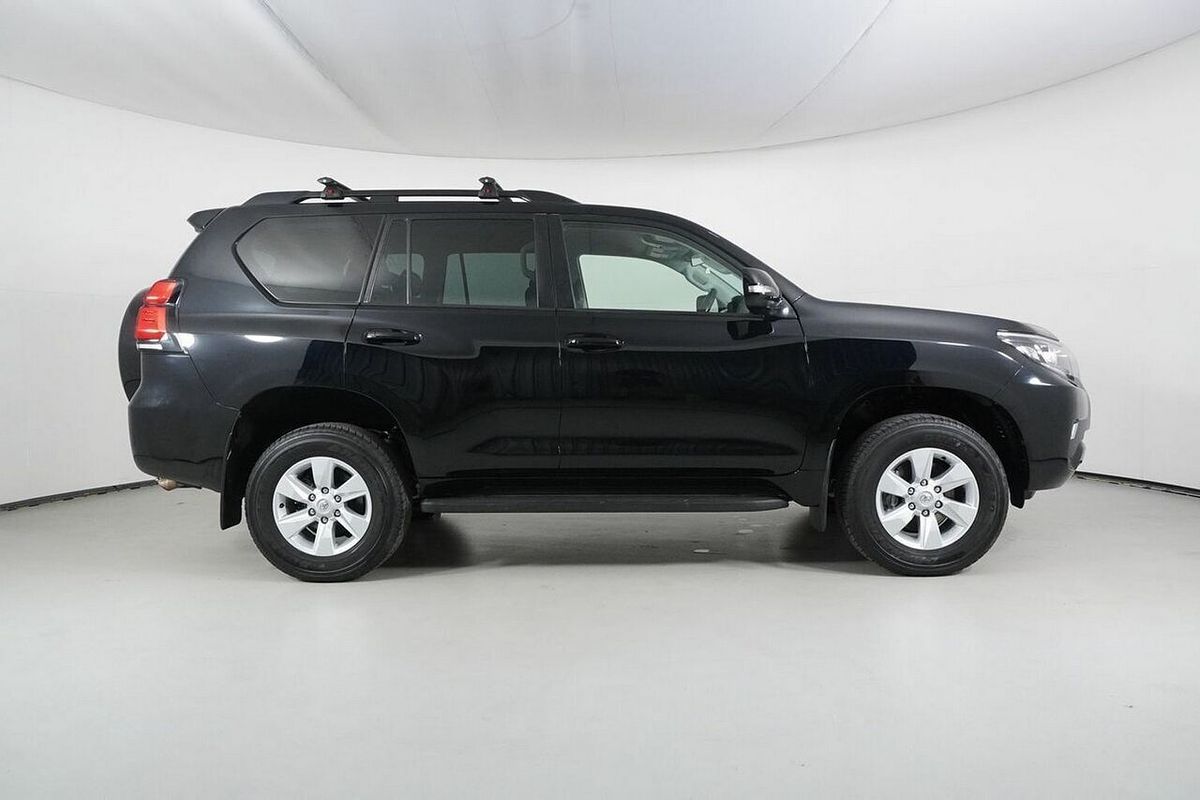 2023 Toyota Landcruiser Prado GXL Premium Interior GDJ150R