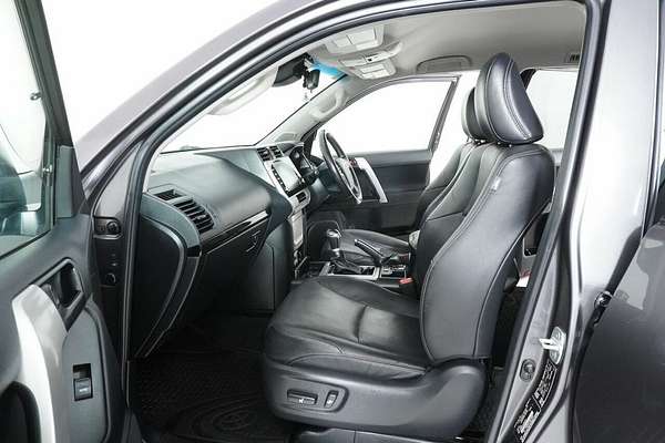 2020 Toyota Landcruiser Prado GXL Premium Interior GDJ150R