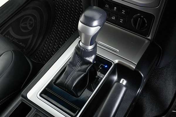 2023 Toyota Landcruiser Prado GXL Premium Interior GDJ150R