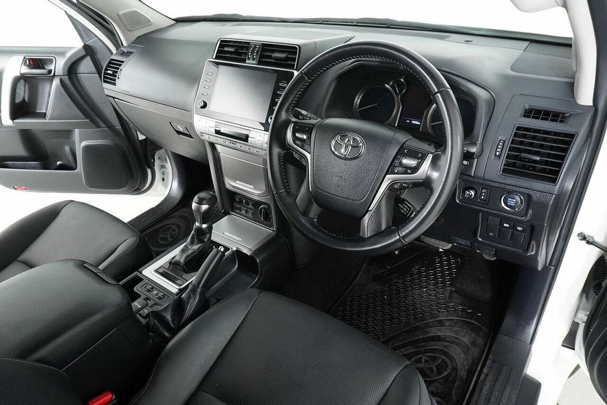 2023 Toyota Landcruiser Prado GXL Premium Interior GDJ150R