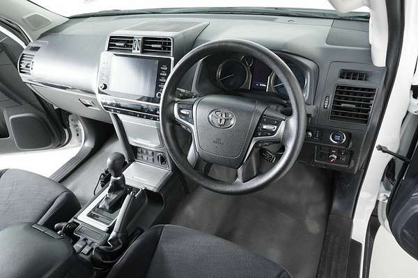 2022 Toyota Landcruiser Prado GX GDJ150R