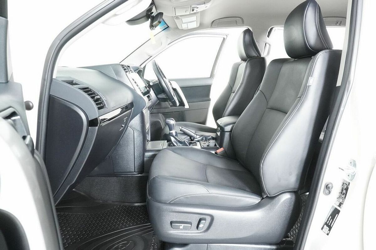 2023 Toyota Landcruiser Prado GXL Premium Interior GDJ150R
