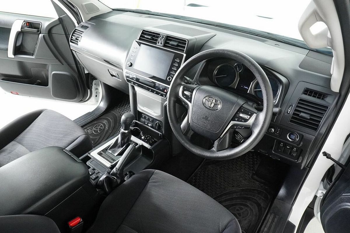 2022 Toyota Landcruiser Prado GX GDJ150R