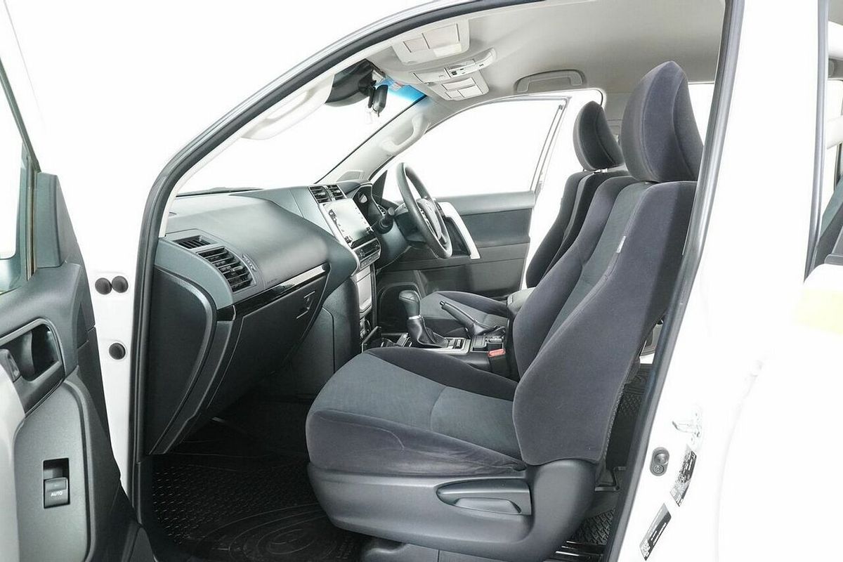 2022 Toyota Landcruiser Prado GX GDJ150R