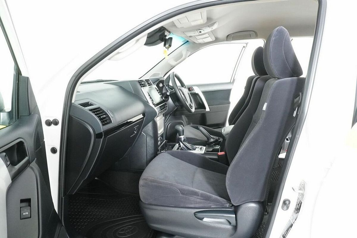 2022 Toyota Landcruiser Prado GX GDJ150R