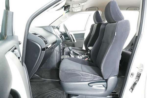 2022 Toyota Landcruiser Prado GX GDJ150R
