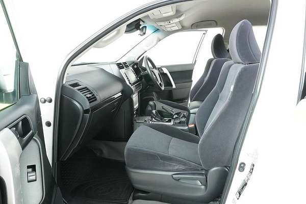 2022 Toyota Landcruiser Prado GX GDJ150R